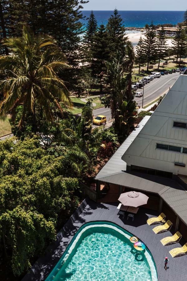 Rainbow Bay Beachhouse Coolangatta Exterior photo
