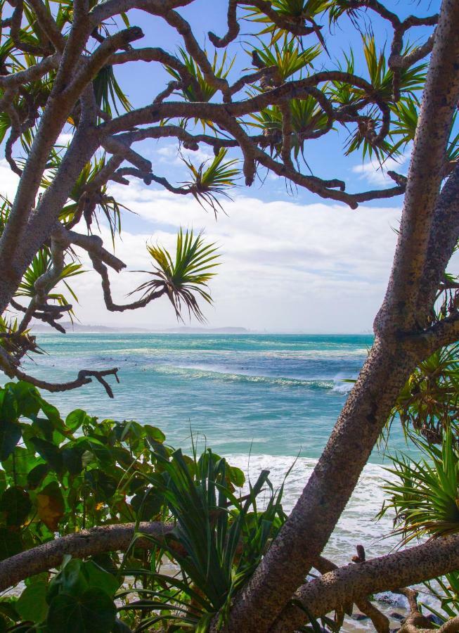 Rainbow Bay Beachhouse Coolangatta Exterior photo