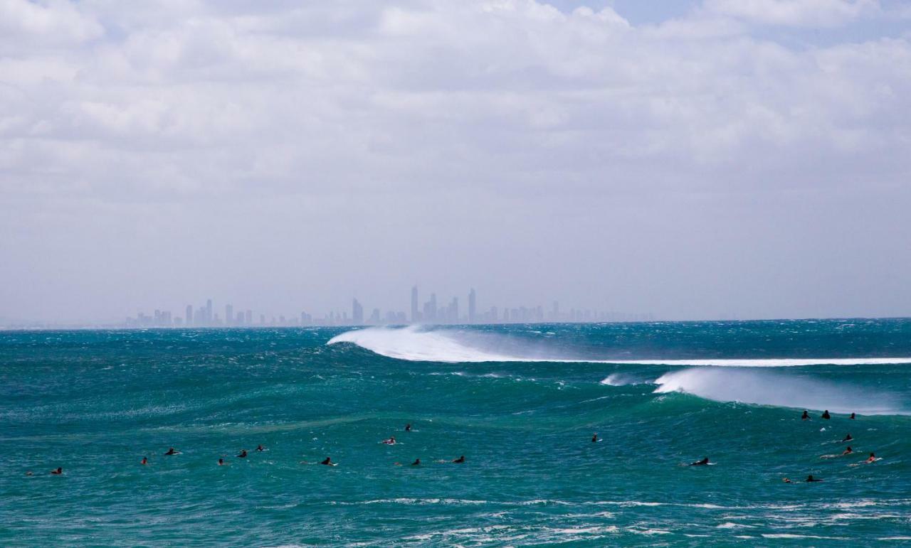 Rainbow Bay Beachhouse Coolangatta Exterior photo